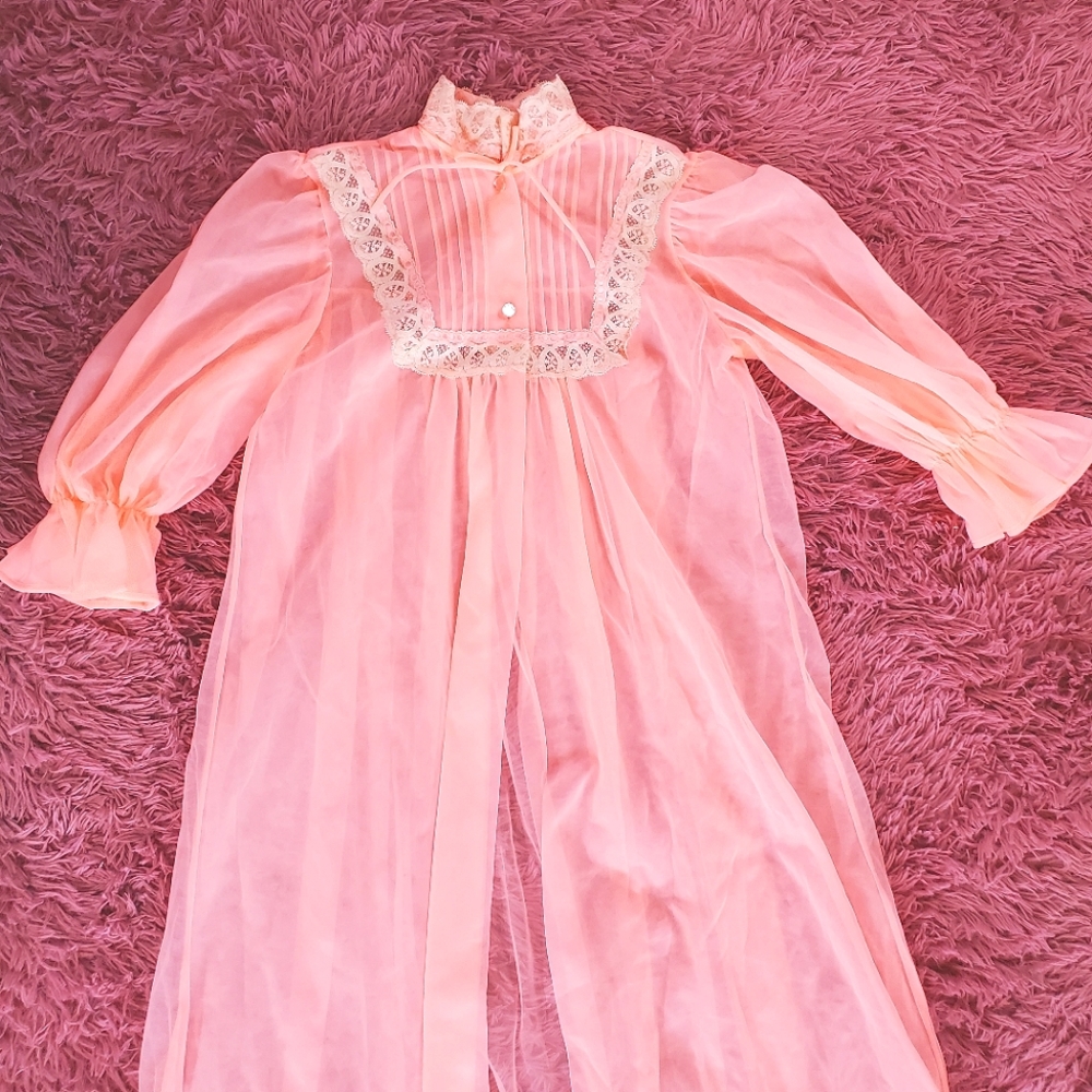 Vintage 40s 50s Babydoll Fairy Cottage Sheer Pink Nightgown Coverup California